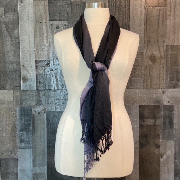 Gorgeous purple ombré scarf pastel whimsigoth lightweight dark feminine witchy - Picture 4 of 8